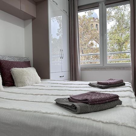 Apartment By The Synagogue Novi Sad Exterior photo