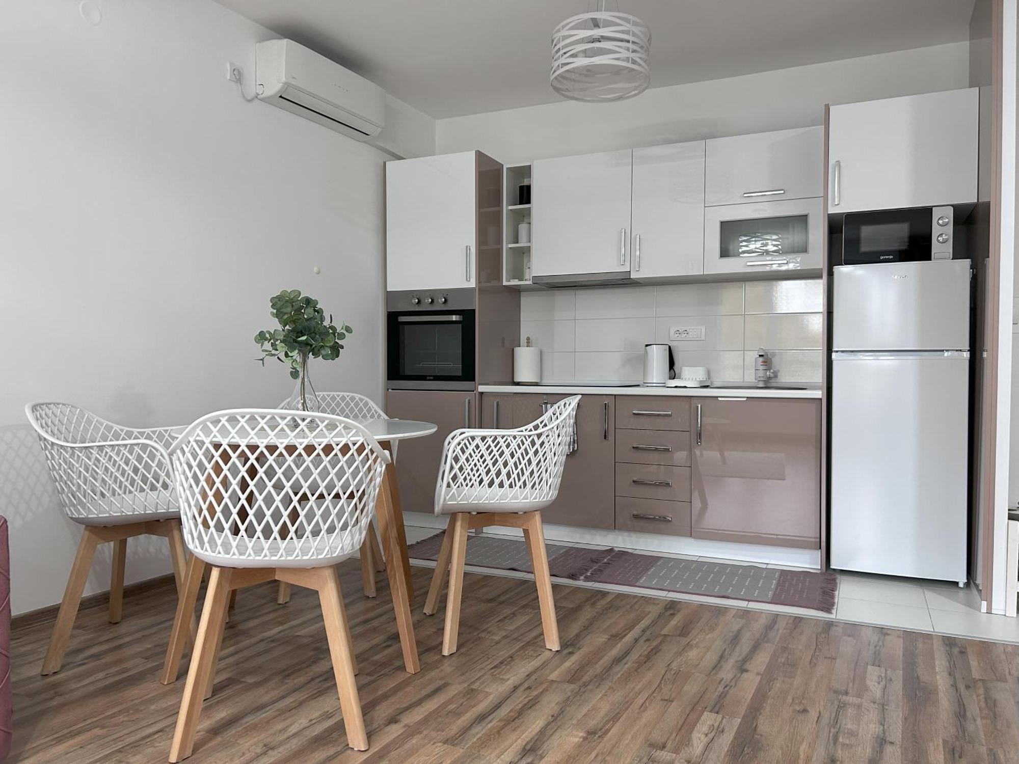 Apartment By The Synagogue Novi Sad Exterior photo